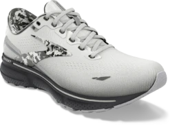BROOKS Men's Ghost 15 (149 - White/Ebony/Oyster) -Street Sneaker Shop 0C221275 5109 4AC3 8F81 5BBFDA8E8520