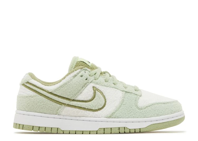 Nike Wmns Dunk Low SE 'Fleece - Honeydew' 3 Nike Wmns Dunk Low SE 'Fleece - Honeydew'