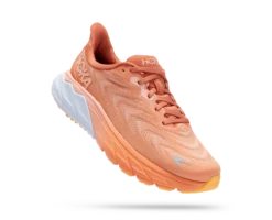 Hoka Women's Arahi 6 (SBSCR - Sun Baked/Shell Coral)