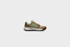 Nike ACG Lowcate (Limestone/Green Glow) 14 Nike ACG Lowcate (Limestone/Green Glow) -Street Sneaker Shop NikeACGLowcate Limestone GreenGlow DX2256 2003
