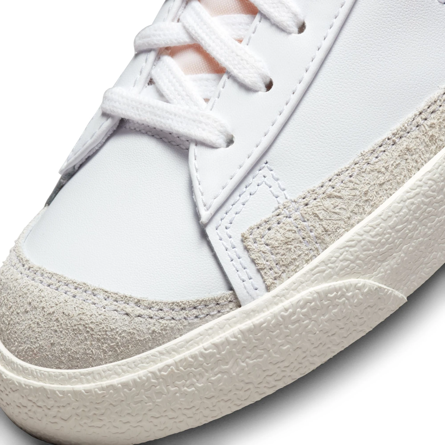 Nike Blazer Mid ‘77 VNTG (White/Dark Beetroot-Grey Fog) 11 Nike Blazer Mid ‘77 VNTG (White/Dark Beetroot-Grey Fog) - Image 9