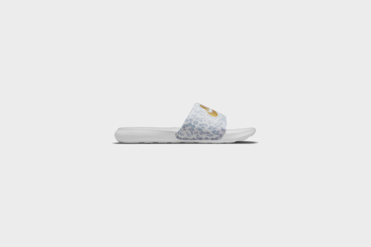 WMNS Nike Victori One Slide Print (White/Metallic Gold-Wolf Grey) 5 WMNS Nike Victori One Slide Print (White/Metallic Gold-Wolf Grey) - Image 3