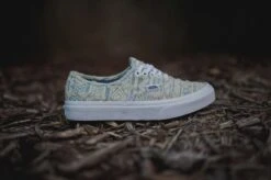 WMNS Vans Authentic Slim Frayed Native (True White) -Street Sneaker Shop Vans AuthenticSlim FrydNatv TruWhite