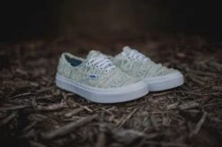 WMNS Vans Authentic Slim Frayed Native (True White) -Street Sneaker Shop Vans AuthenticSlim FrydNatv TruWhite 1