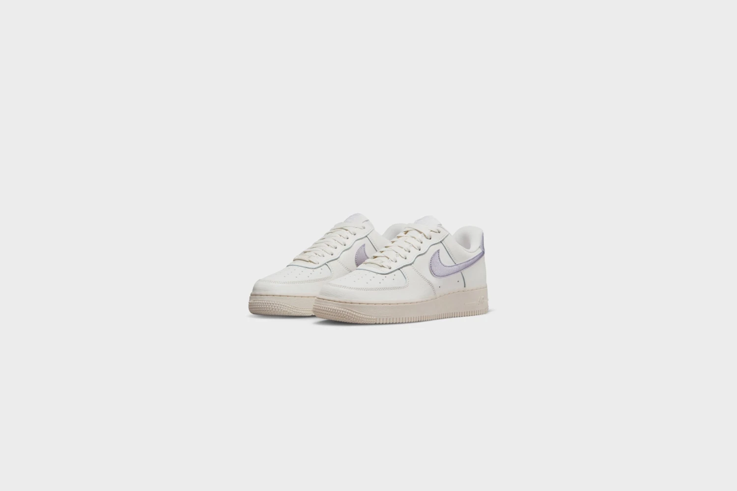 WMNS Nike Air Force 1 ’07 ESS (Sail/Oxygen Purple) 4 WMNS Nike Air Force 1 ’07 ESS (Sail/Oxygen Purple) - Image 2