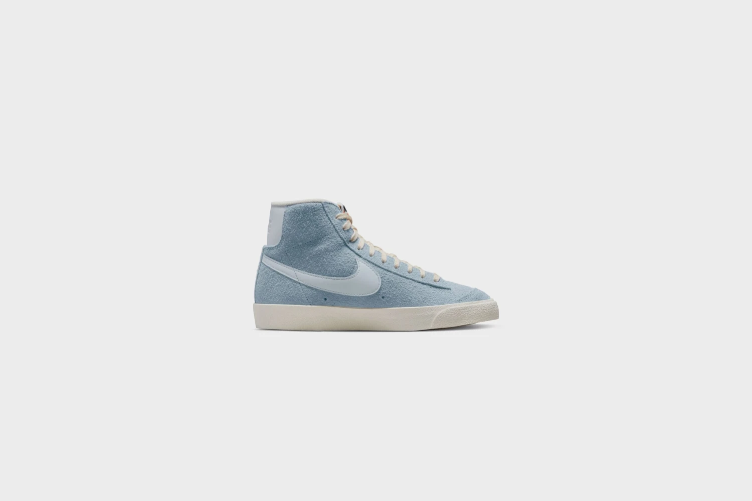 WMNS Nike Blazer Mid ‘77 VNTG (Blue Whisper/Football Grey) 5 WMNS Nike Blazer Mid ‘77 VNTG (Blue Whisper/Football Grey) - Image 3