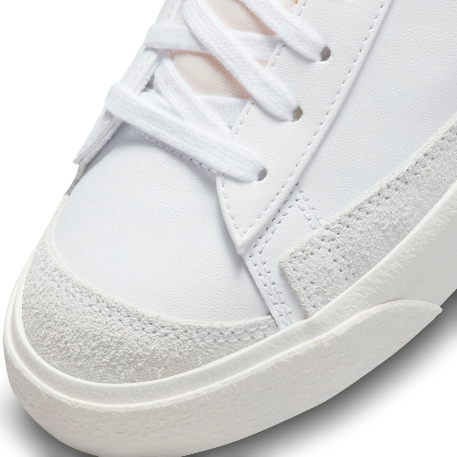 WMNS Nike Blazer Mid '77 (White/Mantra Orange-Sail) 11 WMNS Nike Blazer Mid '77 (White/Mantra Orange-Sail) - Image 9