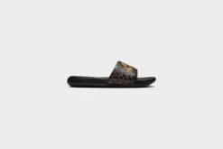 WMNS Nike Victori One Slide Print (Archaeo Brown/Metallic Gold) 13 WMNS Nike Victori One Slide Print (Archaeo Brown/Metallic Gold) -Street Sneaker Shop WMNSNikeVictoriOneSlidePrint ArchaeoBrownMetallicGold CN9676 200 5
